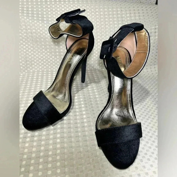 Venus high heels, Size 8 new without a box - Picture 3 of 11